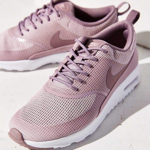 nike air lavender